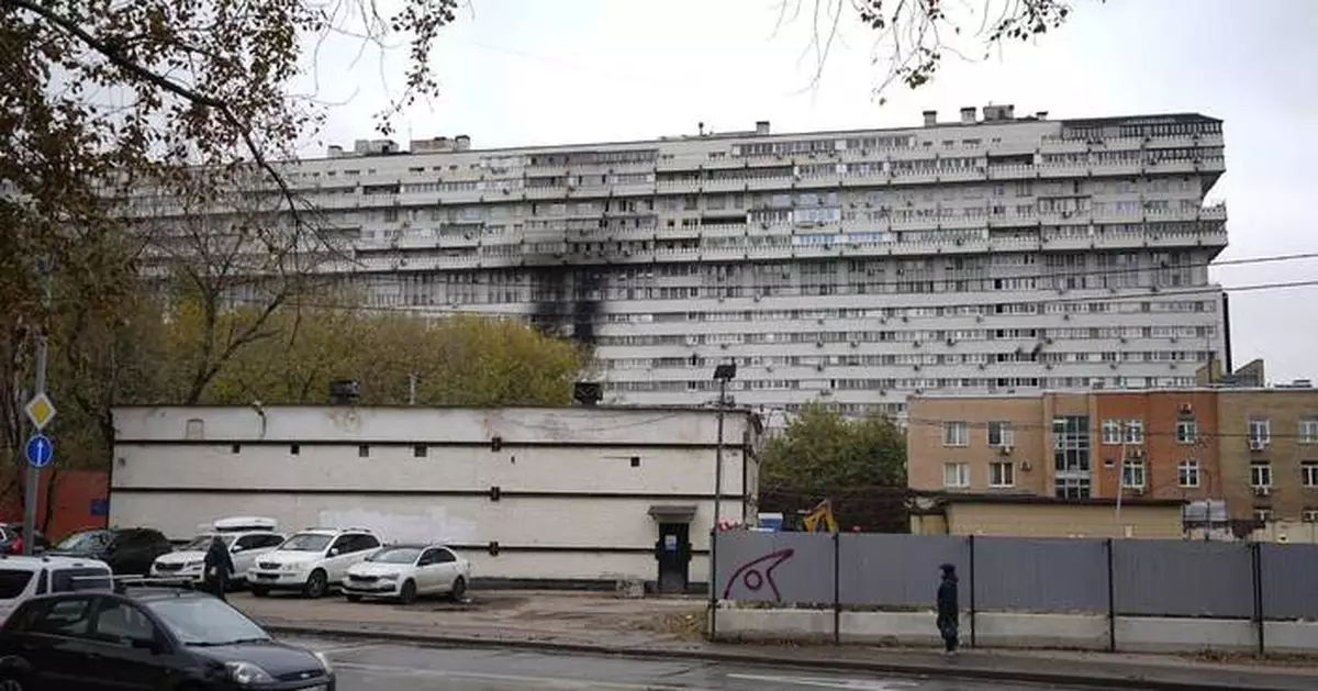 Fire at noted huge Brutalist block in Moscow leaves 2 dead