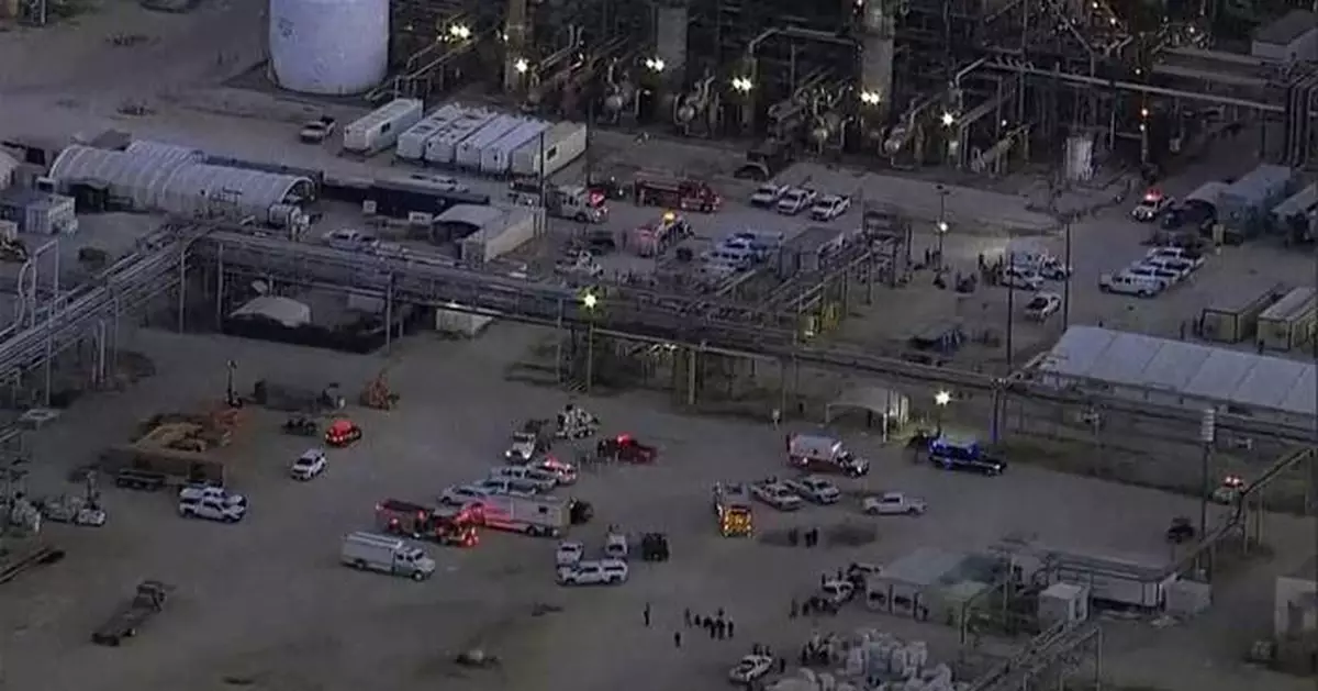 At least 2 killed and dozens injured after leak at a Texas oil refinery