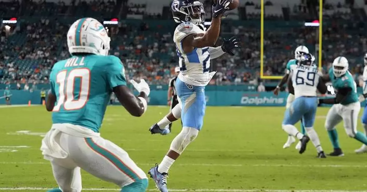 Dolphins offense extends difficult start in 31-12 loss to Titans