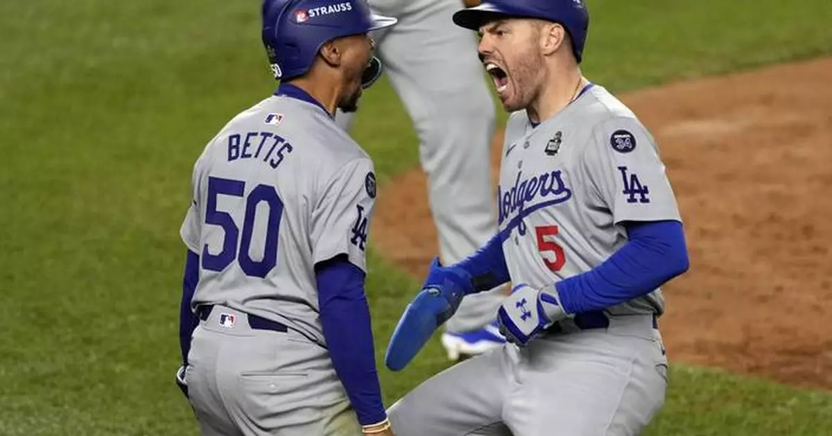 Dodgers win World Series in 5 games, overcome 5-run deficit with help of errors to beat Yankees 7-6