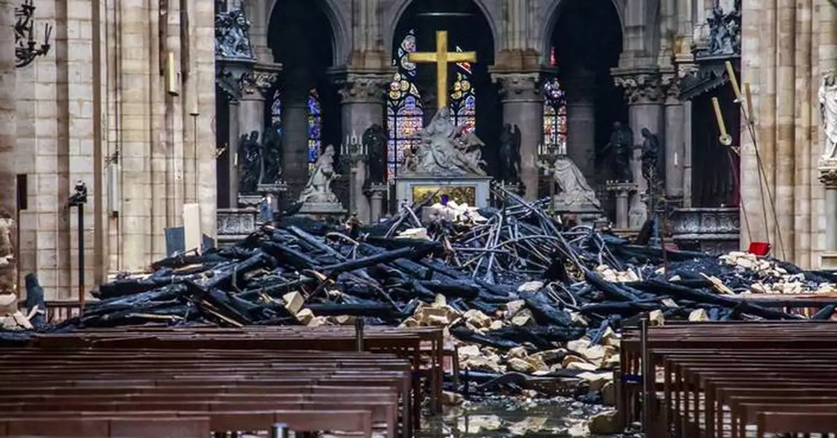 Notre Dame Cathedral unveils its new interior 5 years after devastating fire