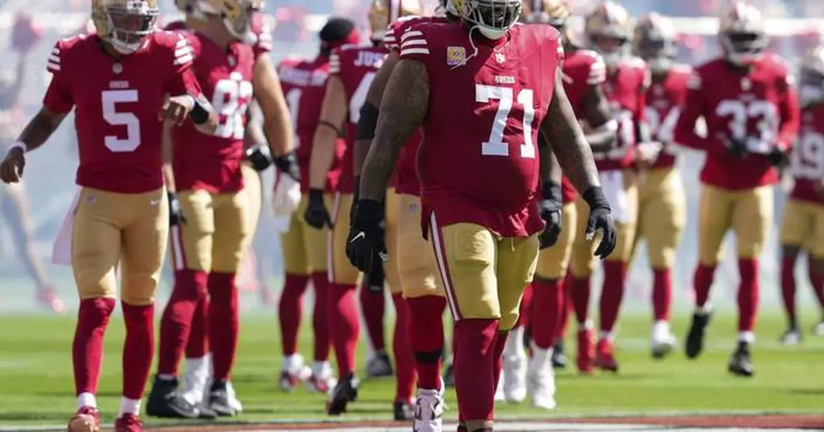 Offensive tackle Trent Williams joins list of 49ers out for Sunday's game against Packers