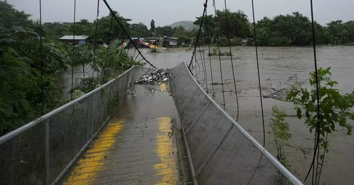 Tropical Storm Sara drenches Honduras’ northern coast with flash flooding and mudslides in forecast