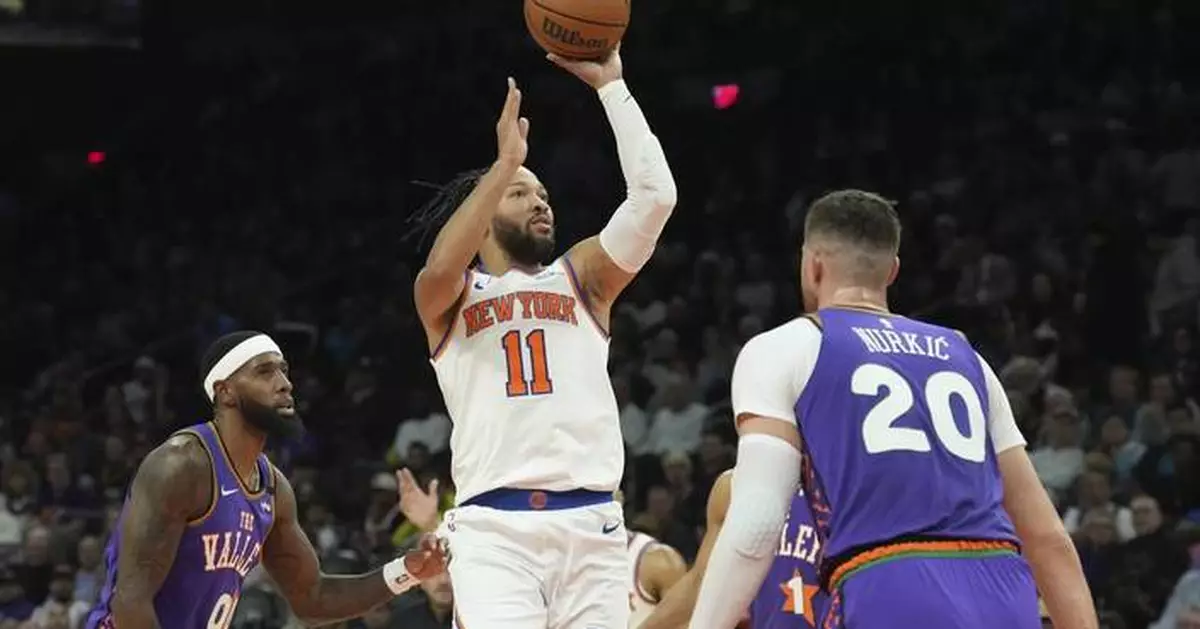 Brunson scores 36, Towns adds 34 as Knicks beat Suns 138-122 for 4th straight win