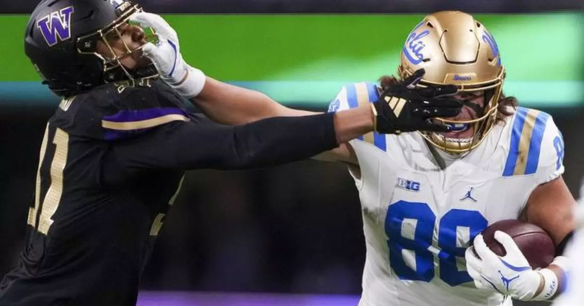 Desmond Williams Jr., Jonah Coleman lead Washington past UCLA 31-19 for bowl eligibility