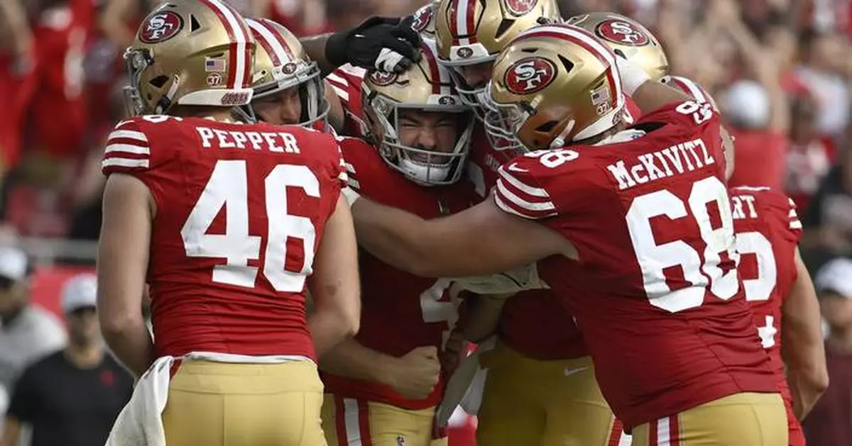 Moody shrugs off 3 missed FGs to kick 49ers past Buccaneers 23-20 in McCaffrey's season debut