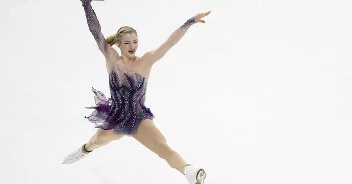 Amber Glenn overcomes a fall to win her first Grand Prix figure skating title