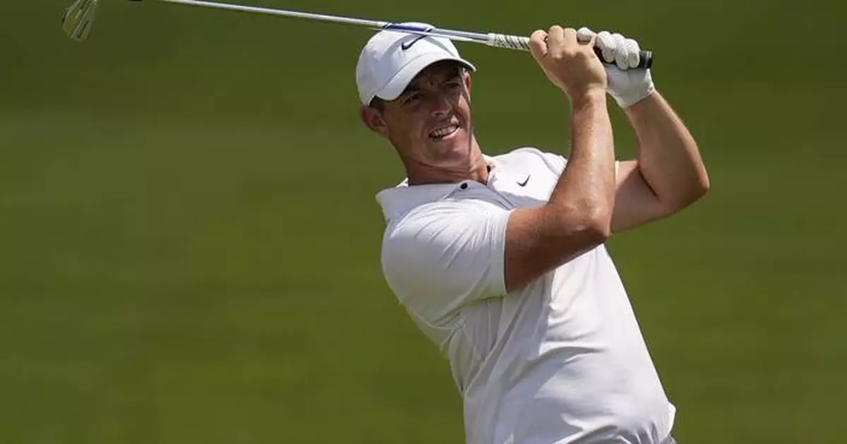 McIlroy felt 'unimaginative' with new swing as Fleetwood leads after shooting 62 in Abu Dhabi