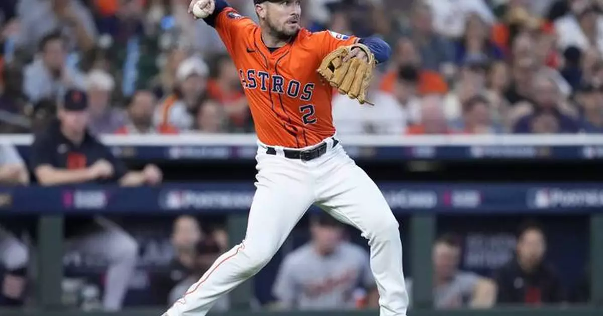 Alex Bregman has elbow surgery to remove a bone chip