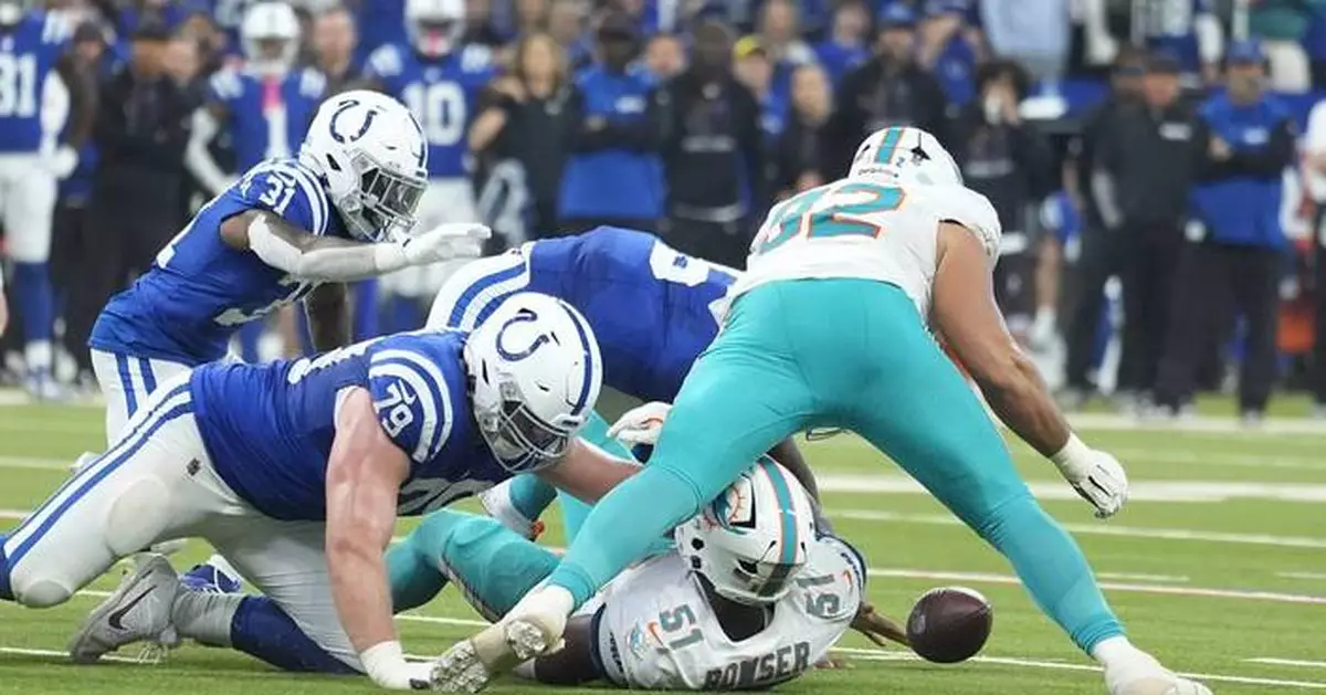 Starting defensive tackle Zach Sieler among three Dolphins ruled out Sunday at Buffalo