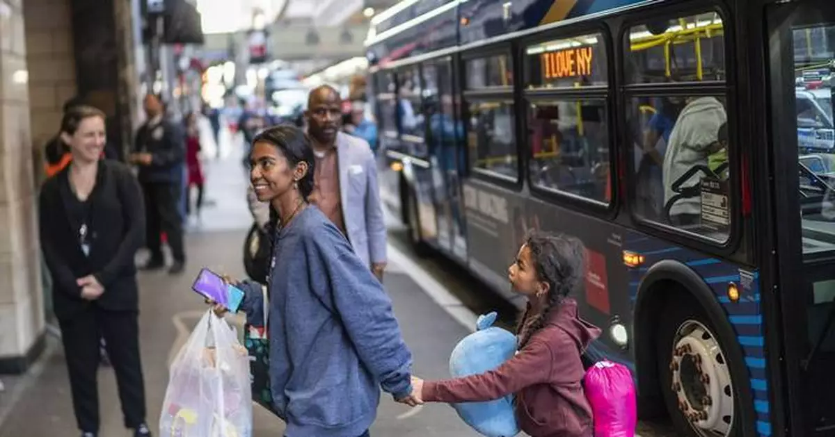 Judge says New York can't use 'antiquated, unconstitutional' law to block migrant buses from Texas