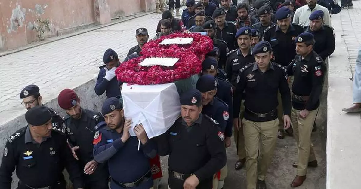 Police officer arrested over deadly 2023 suicide bombing at Pakistan mosque