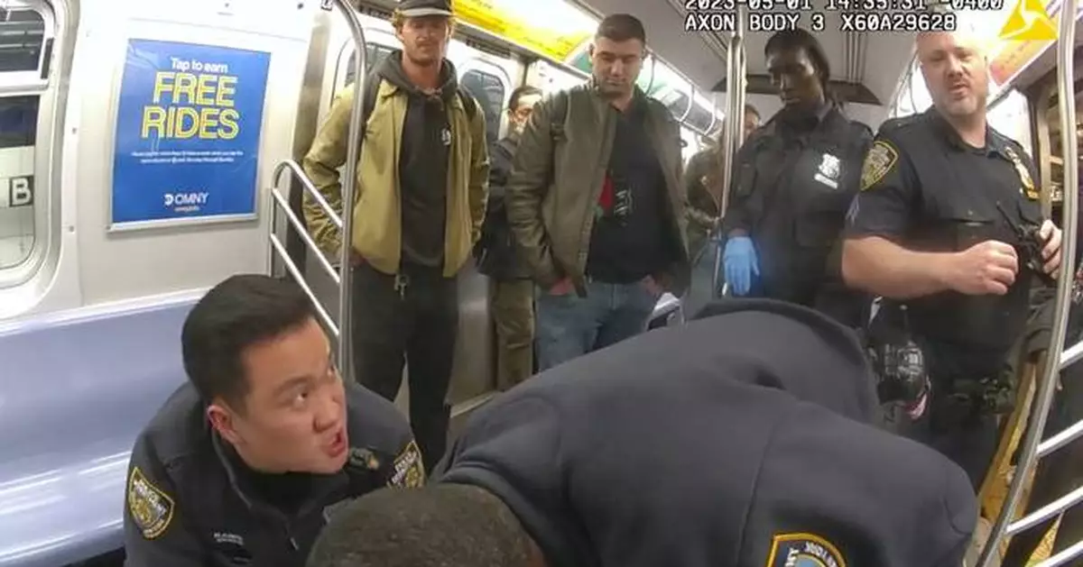 Jury sees video of subway chokehold that led to Marine veteran's manslaughter trial