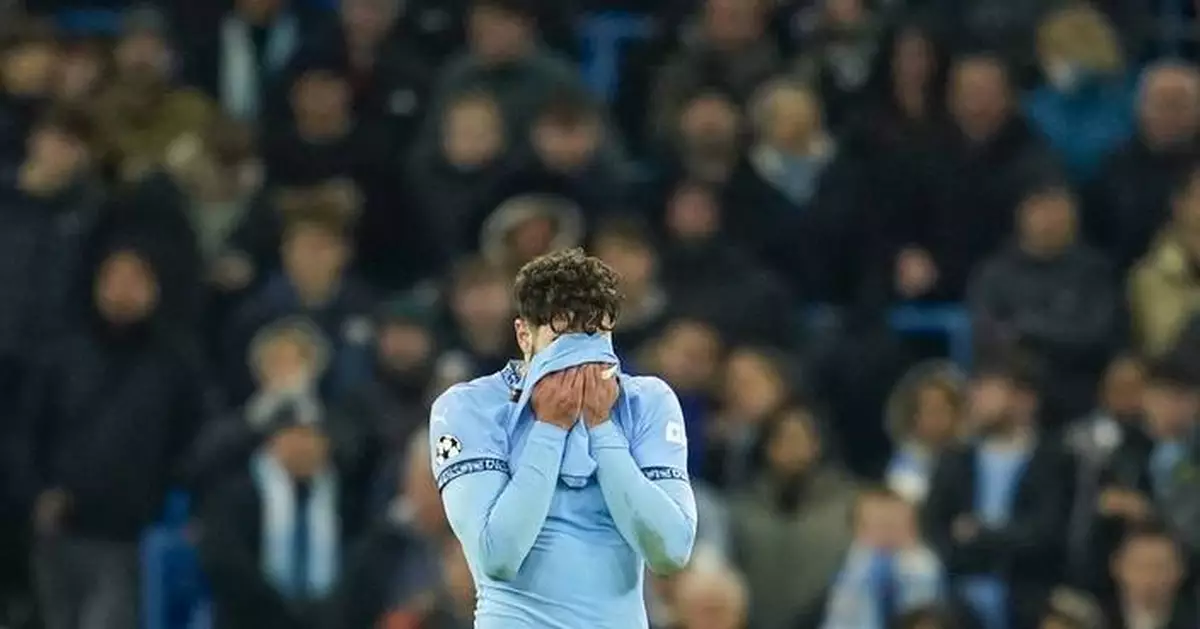 Man City blows 3-goal lead and gets booed by fans in draw with Feyenoord in Champions League