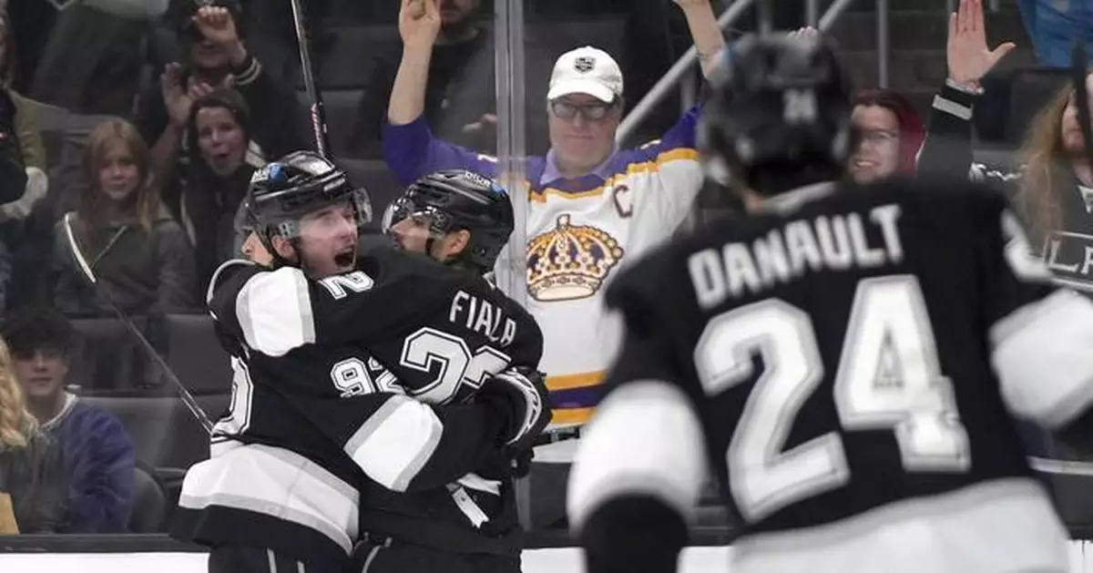 Kopitar helps the Kings beat the Senators 5-2 for their season-high 3rd straight win