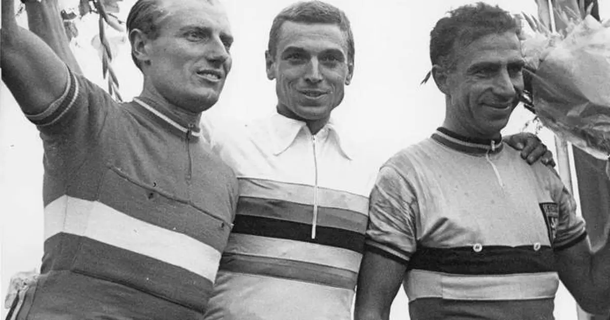 Rik Van Looy, one of greatest one-day cyclists, dies at 90