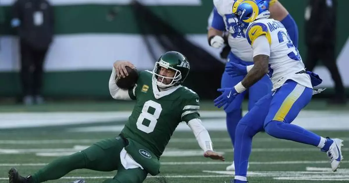 Jets' Rodgers insists he'll play despite knee issue, rookie Fashanu placed on IR with foot injury