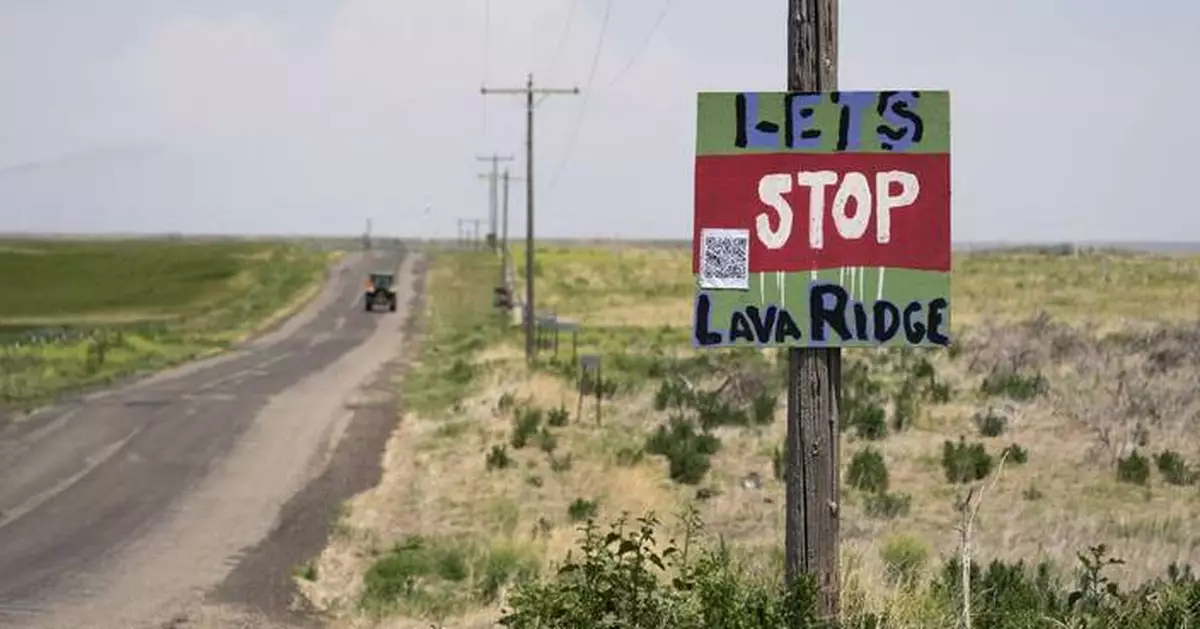 Feds approve scaled-down Idaho wind farm near historic Japanese American incarceration site