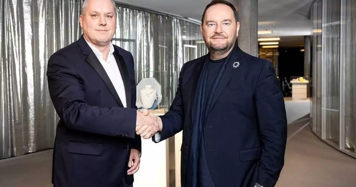 Coty and Swarovski Sign Long-Term Agreement for New Entry Into Beauty Market