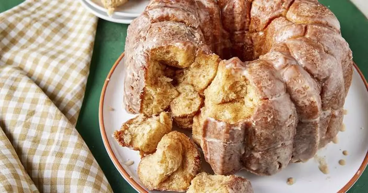 Tangy buttermilk and whole-wheat flour bring nuance to pull-apart monkey bread