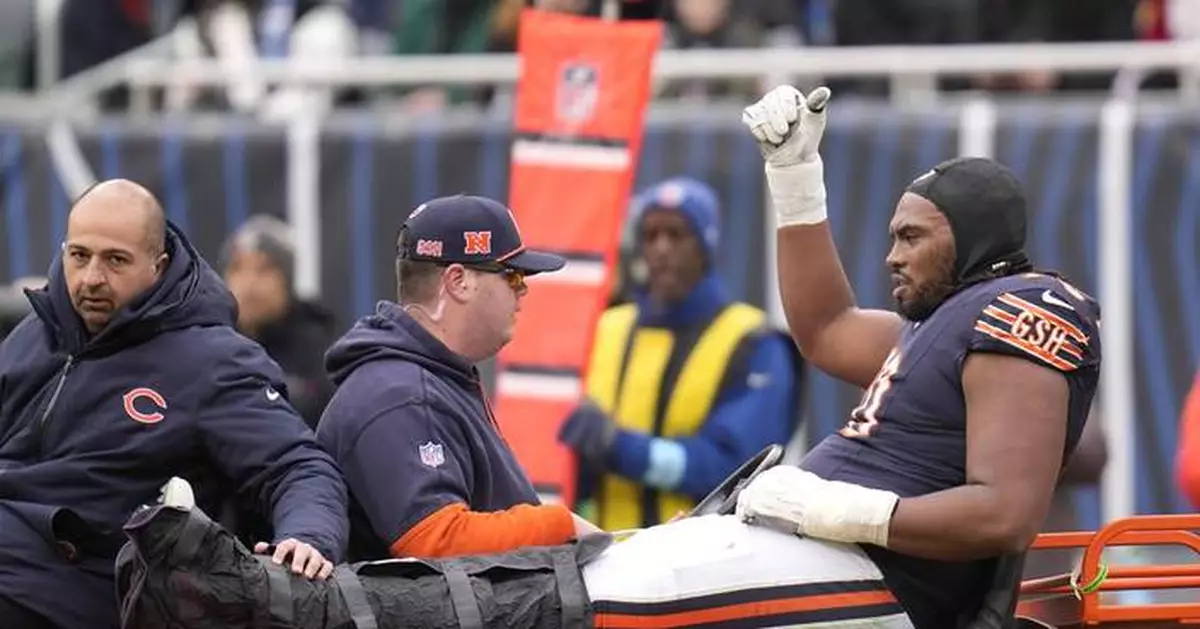 Chicago Bears lose 2 more offensive linemen during a 34-17 loss to the Detroit Lions