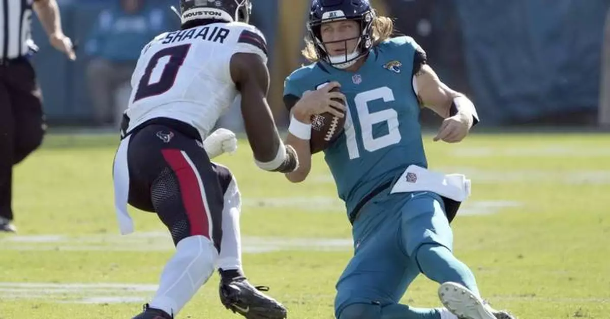 Jaguars coach Doug Pederson defends his team's reaction to illegal hit on QB Trevor Lawrence