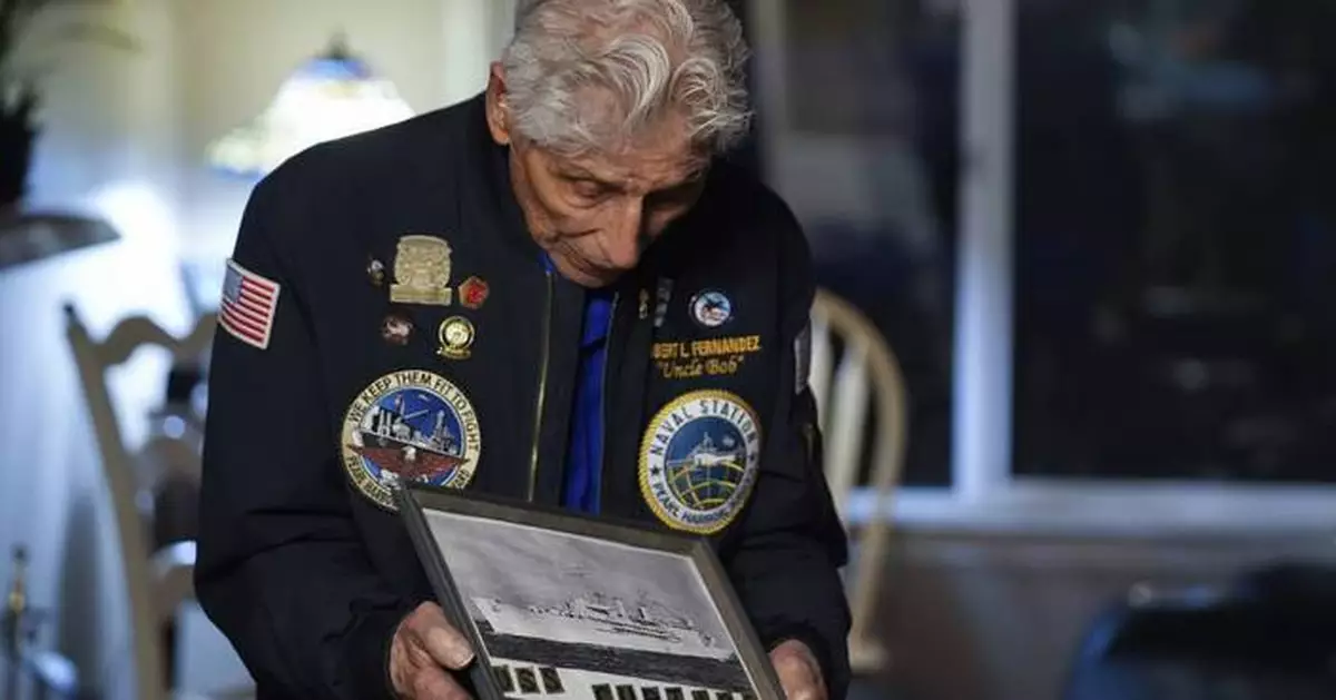 2 Pearl Harbor survivors, ages 104 and 102, return to Hawaii to honor those killed in 1941 attack