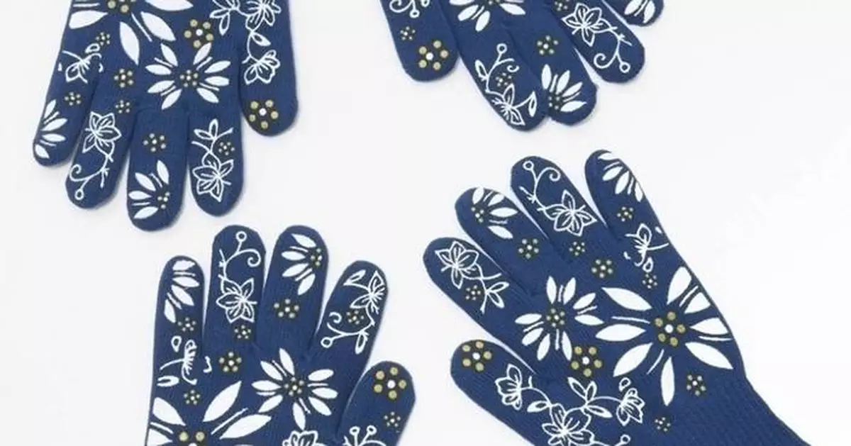 More than a million oven gloves are being recalled after consumers report 92 minor burns