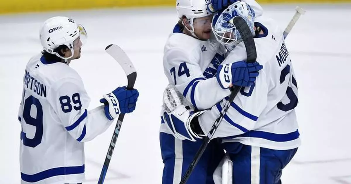 Matt Murray makes 25 saves for 1st NHL win in nearly 21 months as Maple Leafs beat Sabres 6-3