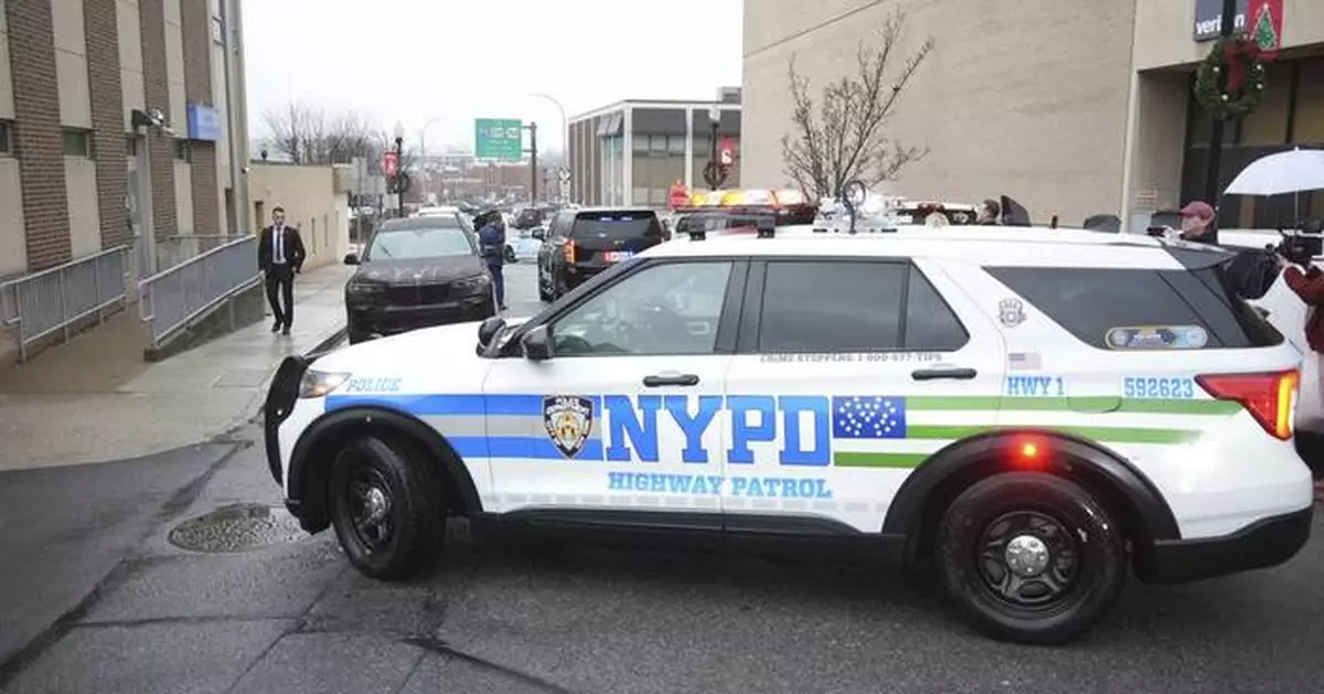 The Latest: UnitedHealthcare shooting suspect contests his extradition back to New York