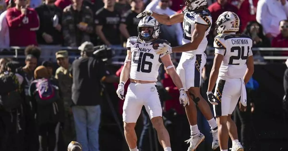 Navy gets 95-yard TD run from Horvath and stops 2-point try to beat Oklahoma in Armed Forces Bowl