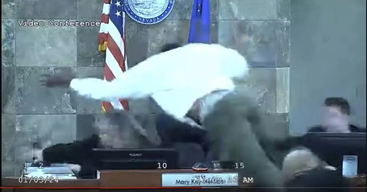 Man who jumped a desk to attack a Nevada judge in the courtroom is sentenced
