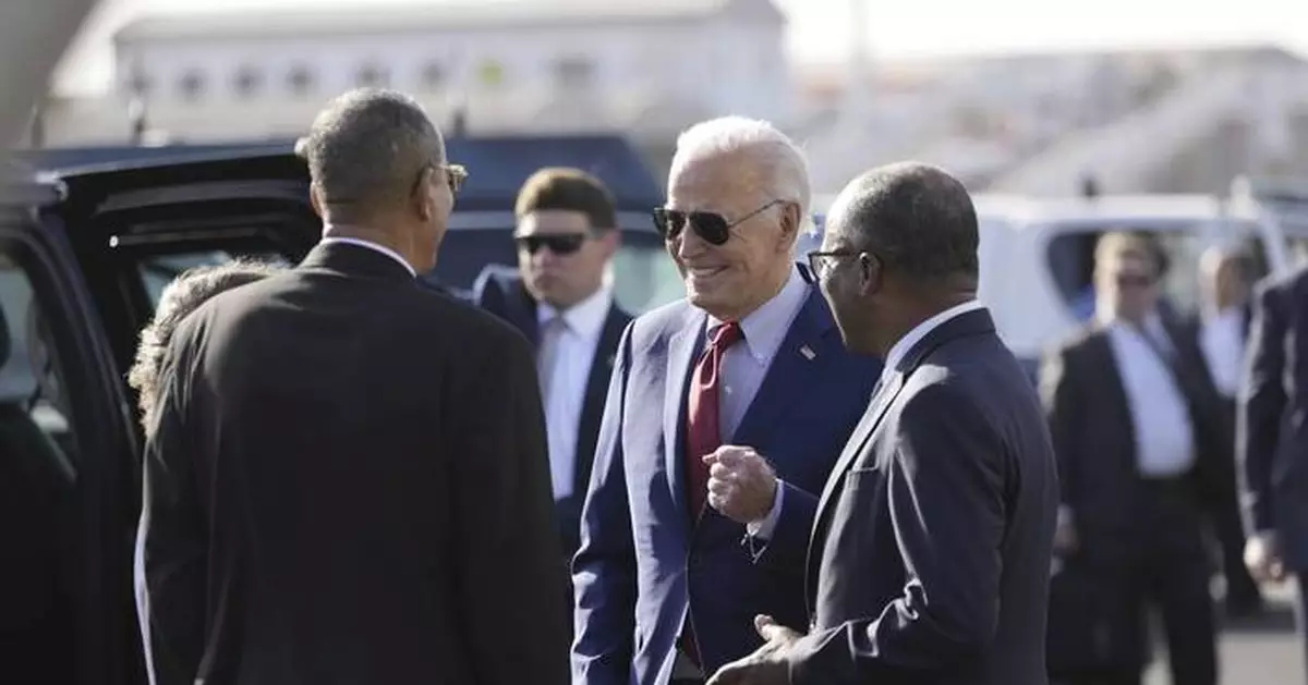 Thousands cheer Biden's arrival in Angola for his long-promised sub-Saharan Africa visit