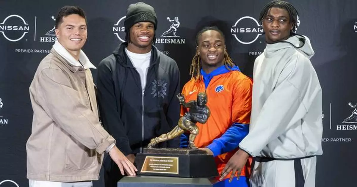 Travis Hunter and Ashton Jeanty give this year's Heisman Trophy ceremony a different vibe