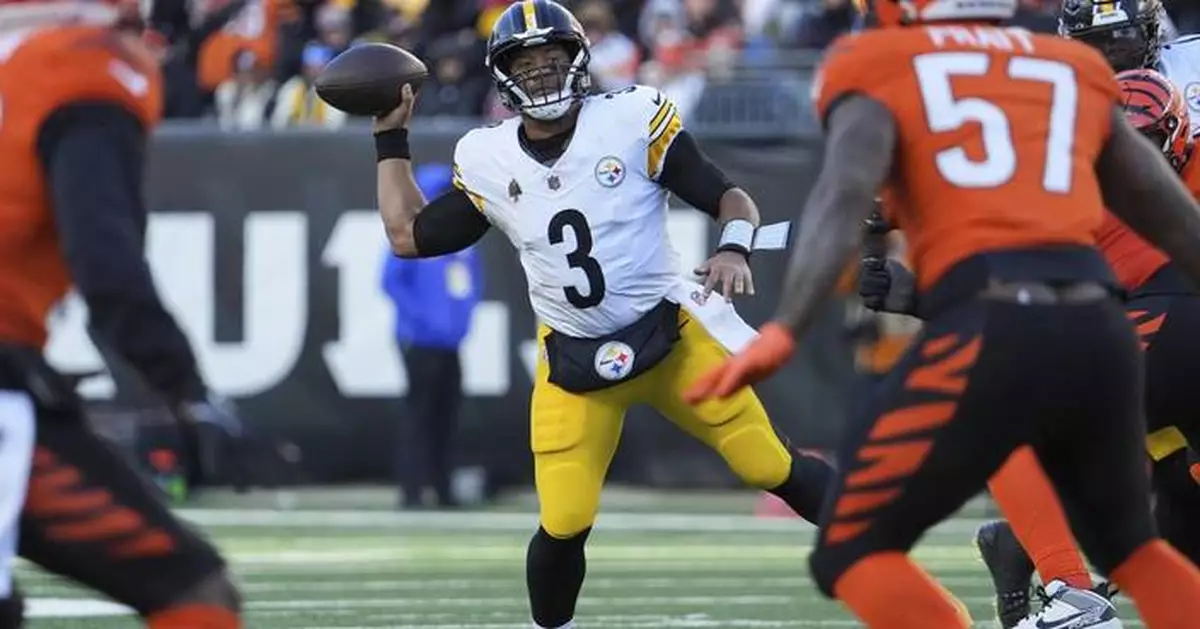 Russell Wilson throws for a season-high 414 yards and 3 TDs as the Steelers top the Bengals 44-38