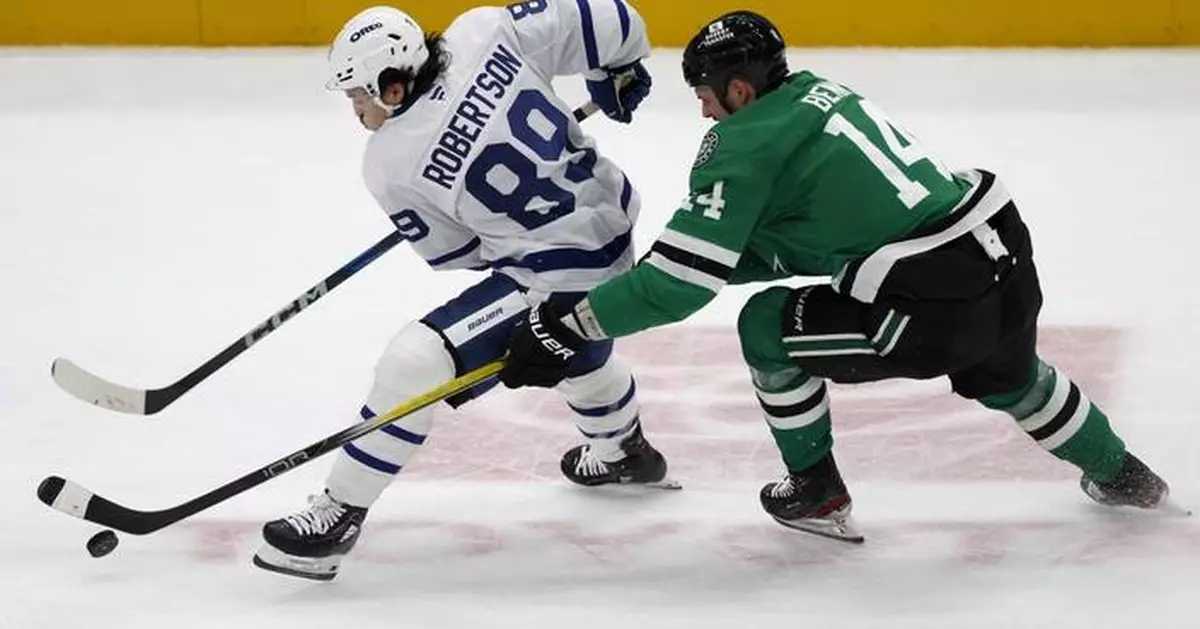 Nicholas Robertson part of key goals for Toronto in 5-3 win over Dallas and his older brother