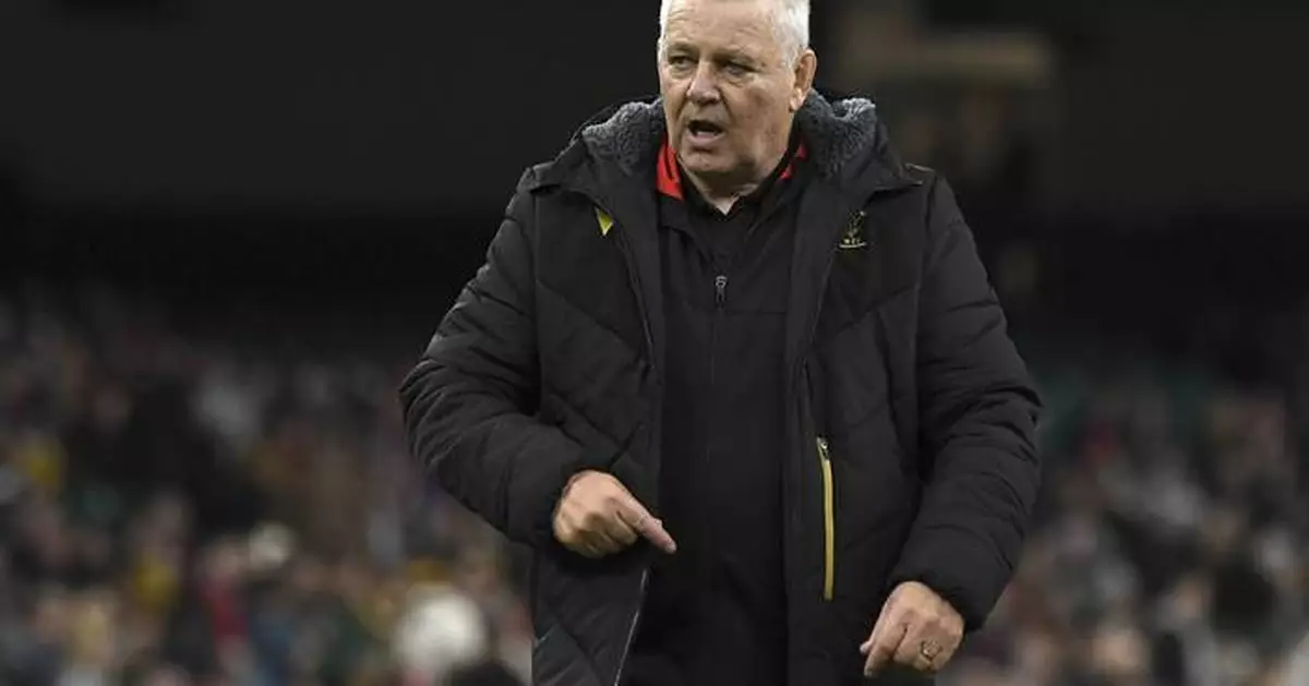 Warren Gatland remains as the Wales coach after review of winless year