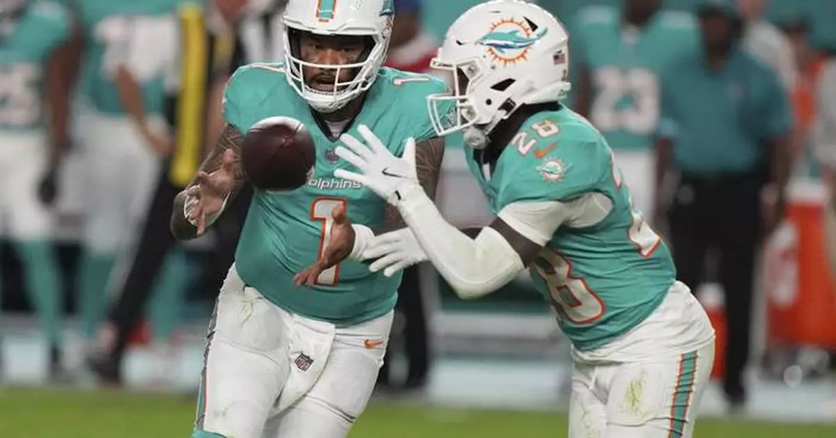 Dolphins keep playoff hopes alive with 29-17 win over 49ers, who were eliminated before the game