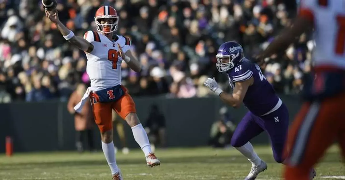 No. 22 Illinois reaches 9 wins for first time in 17 years with 38-28 victory over Northwestern