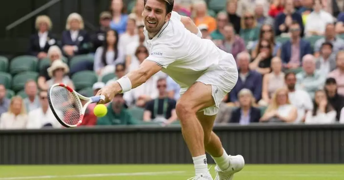 Cameron Norrie accidentally hits spectator with thrown racket at Auckland ATP event