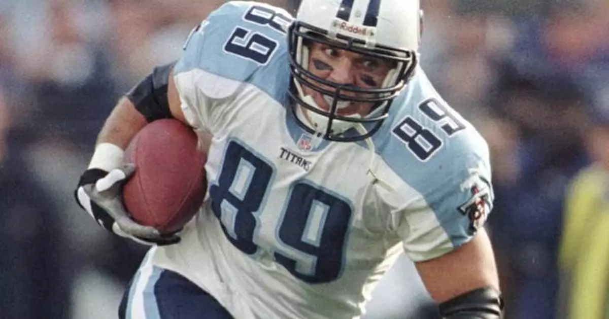 Researchers confirm 'Music City Miracle' star Frank Wycheck had CTE