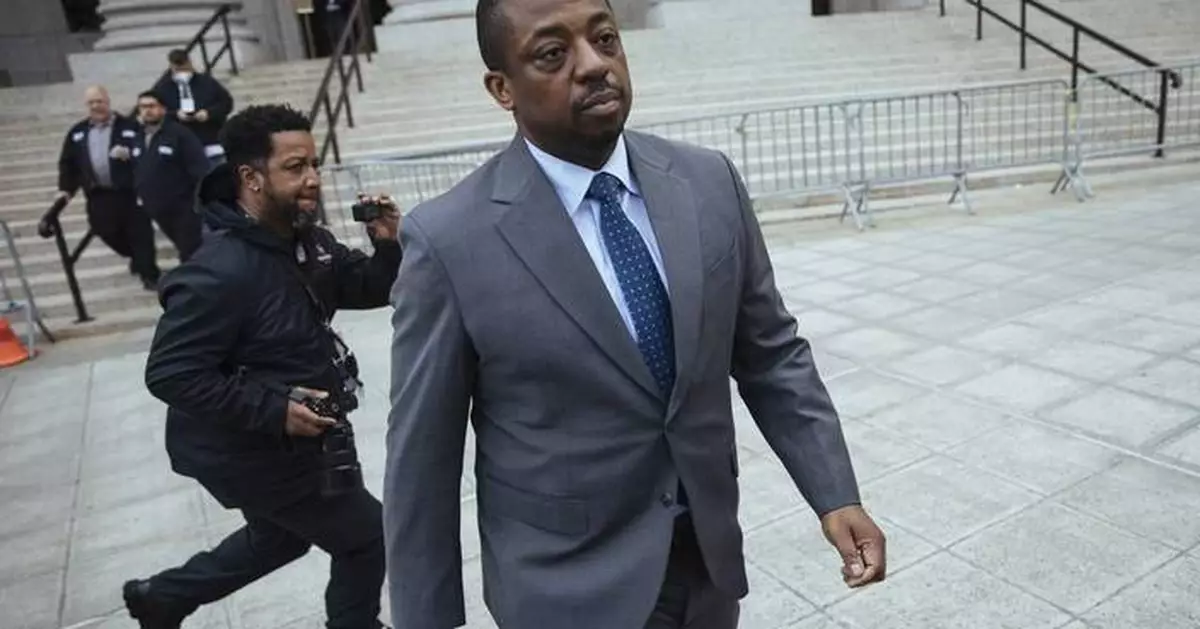 Bribery, fraud charges dropped against former New York Lt. Governor