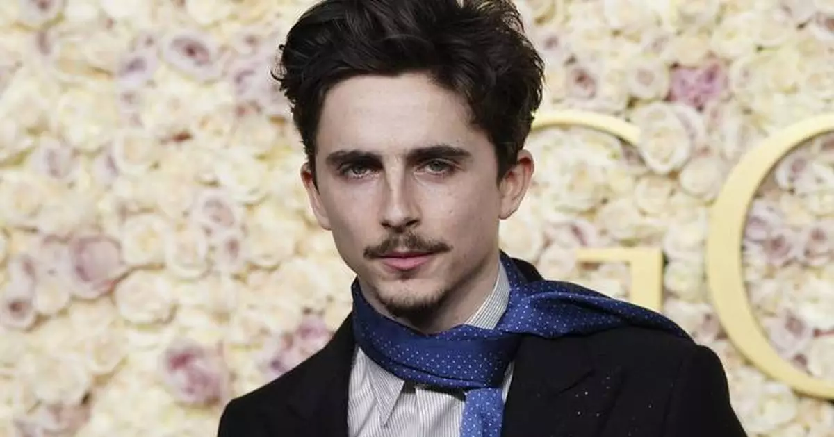 Timothée Chalamet returns to 'SNL' as host — and musical guest