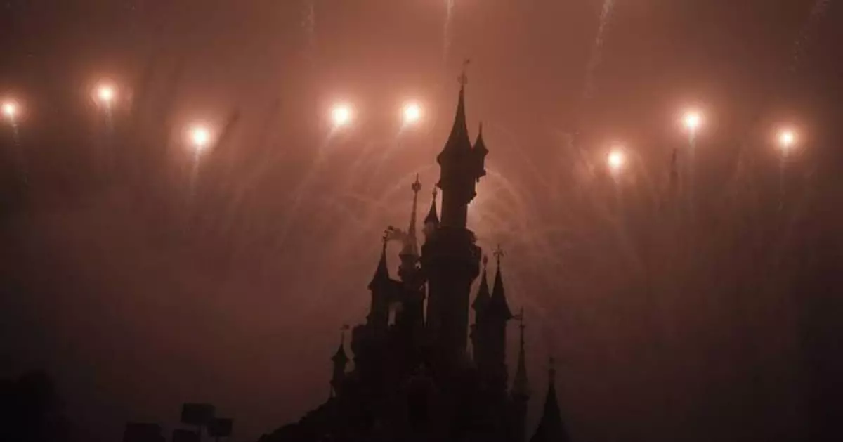 Disneyland Paris touts spectacular nighttime show using Paris Games laser technology