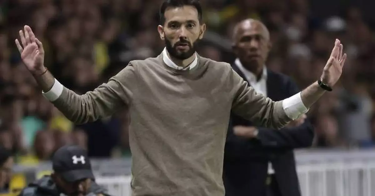 Valencia with new coach plays Real Madrid nearly 2 months after postponement