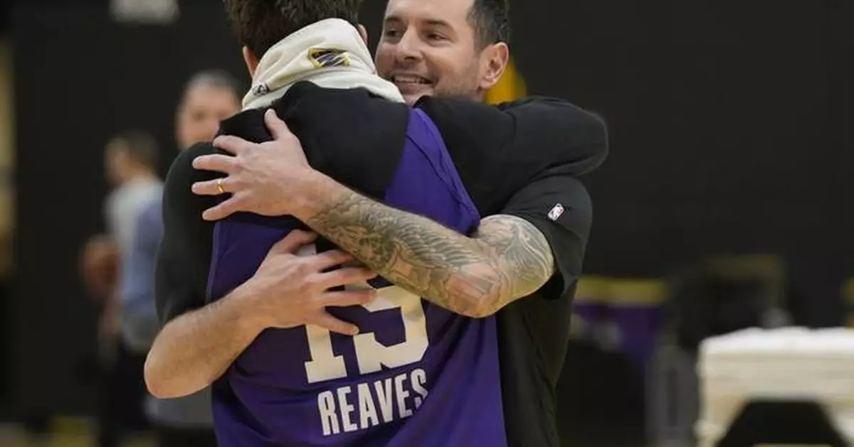 Lakers, Clippers return to their home courts after days of fire devastation across Los Angeles