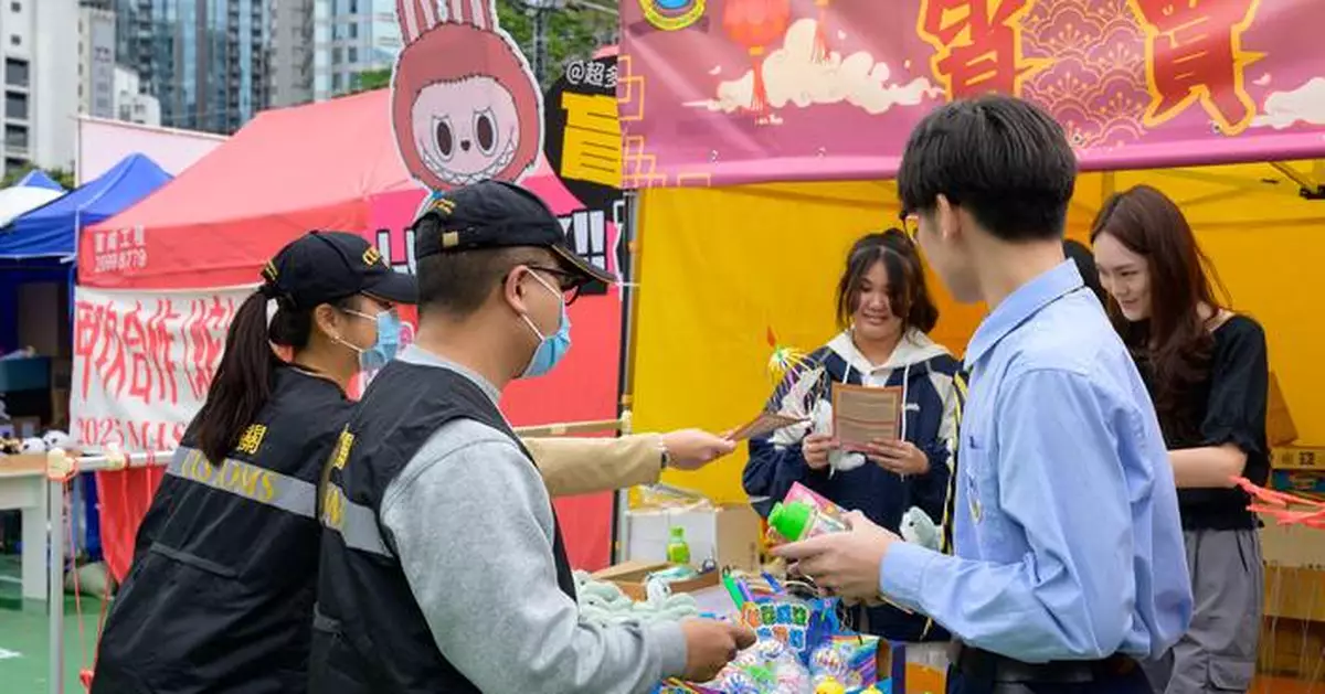 Hong Kong Customs Cracks Down on Infringing Goods at Lunar New Year Fairs