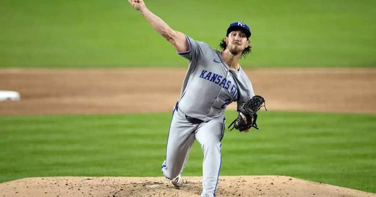 Right-hander Michael Lorenzen and Kansas City Royals finalize $7 million, 1-year contract