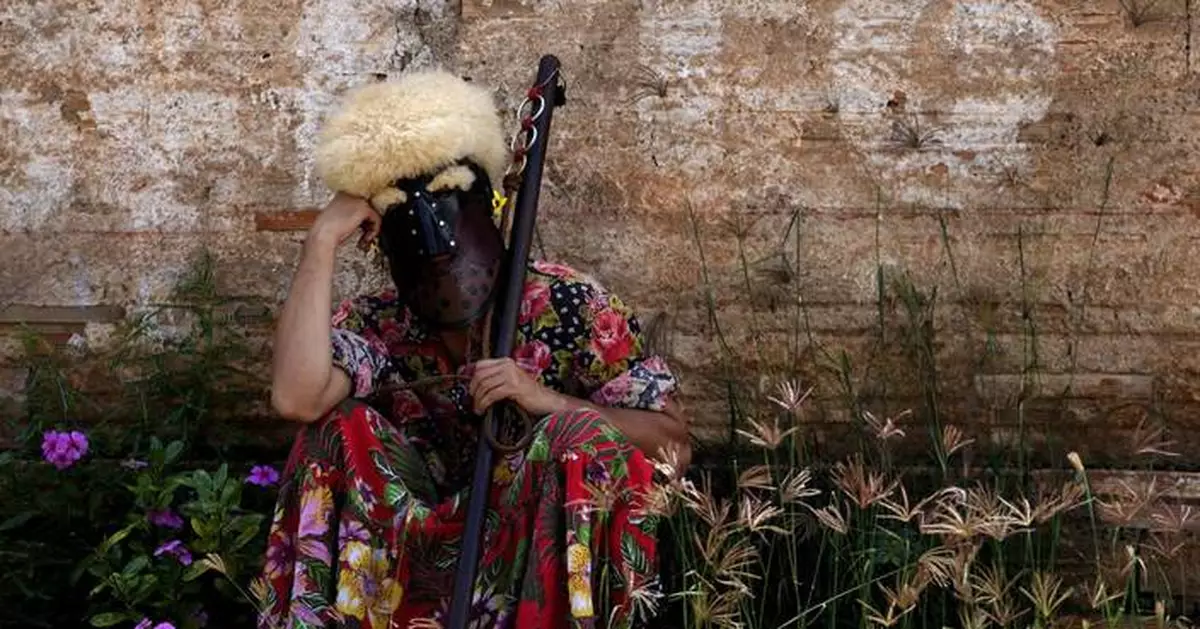 AP PHOTOS: Catholics in rural area outside Brazil's capital celebrate Epiphany festival