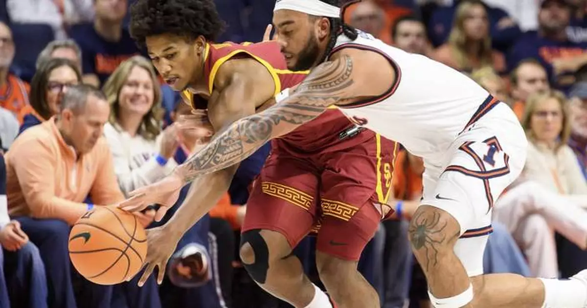 Desmond Claude scores 31 to lead Southern California over No. 13 Illinois 82-72